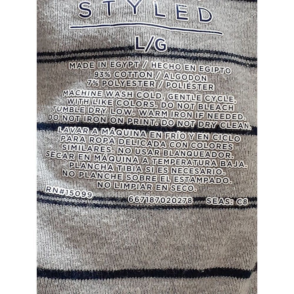 2 Simply Styled Tops - Picture 4 of 4